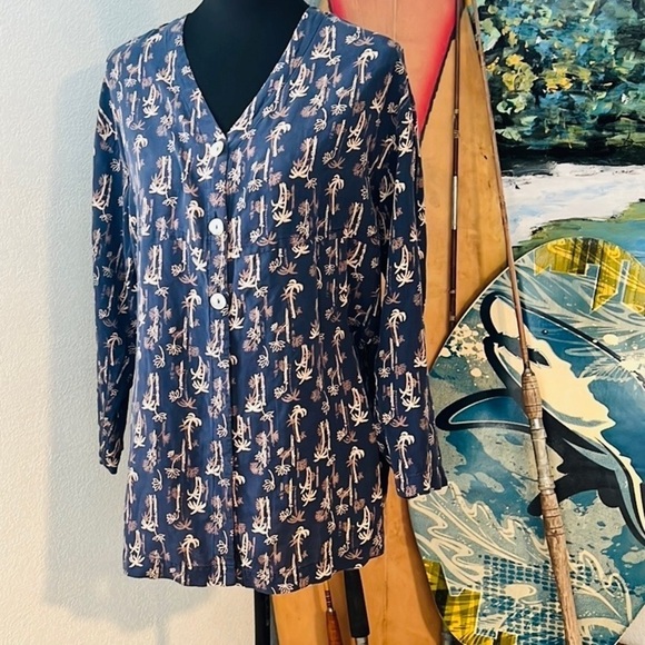 ⭐️VTG Pure Silk,Clio Blouse, Three-Button the Open Front, Excellent Condition,M - Picture 1 of 13